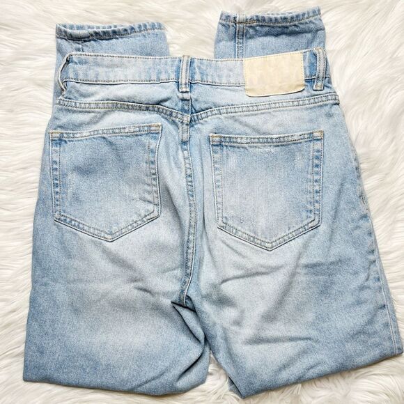 Zara High Rise Distressed Mom Straight Leg Jeans Light Wash Size 4 - Picture 4 of 8
